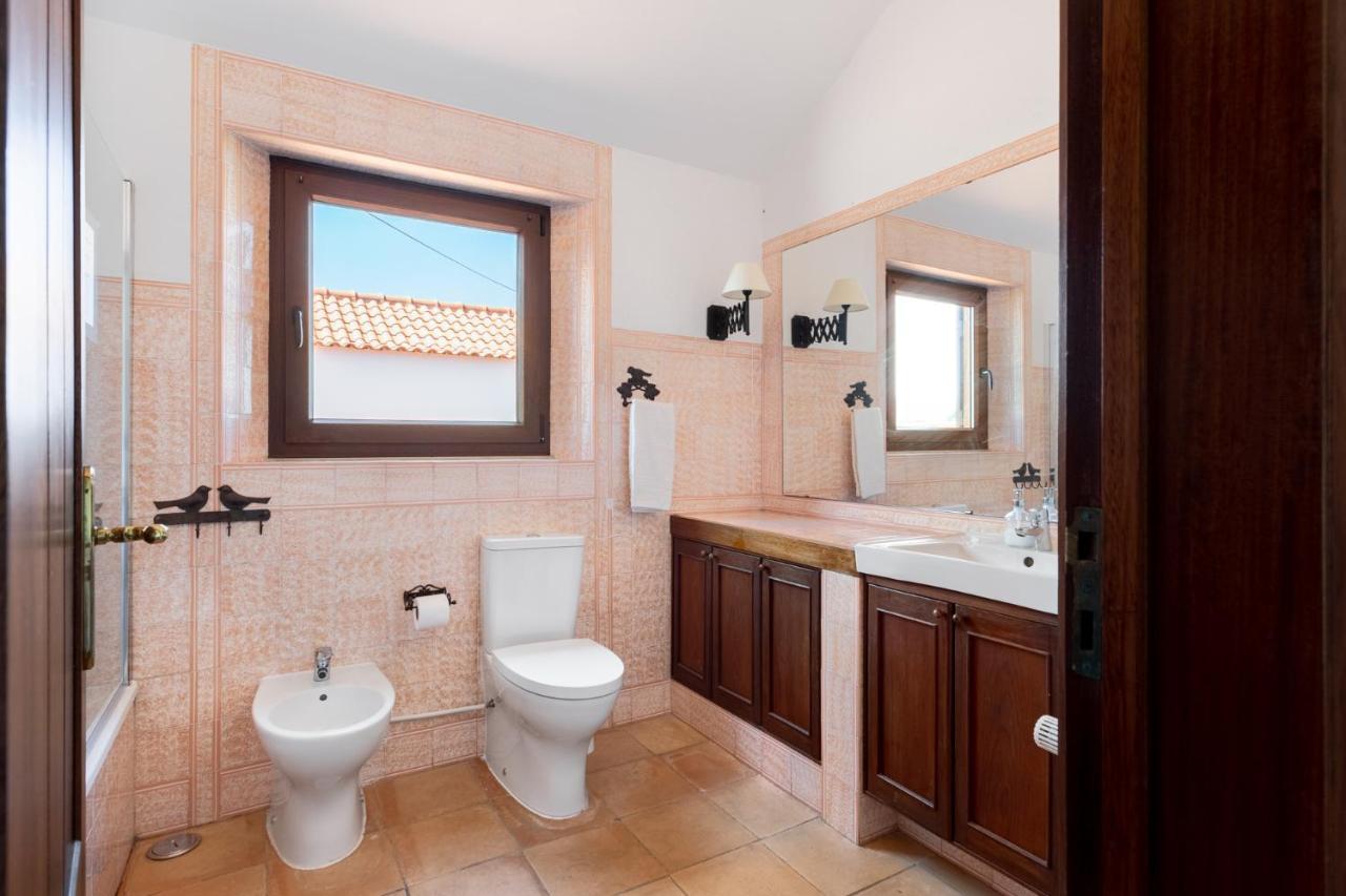 Joivy 3-Br Cottage With Terrace And Garden In Colares Sintra Exterior foto