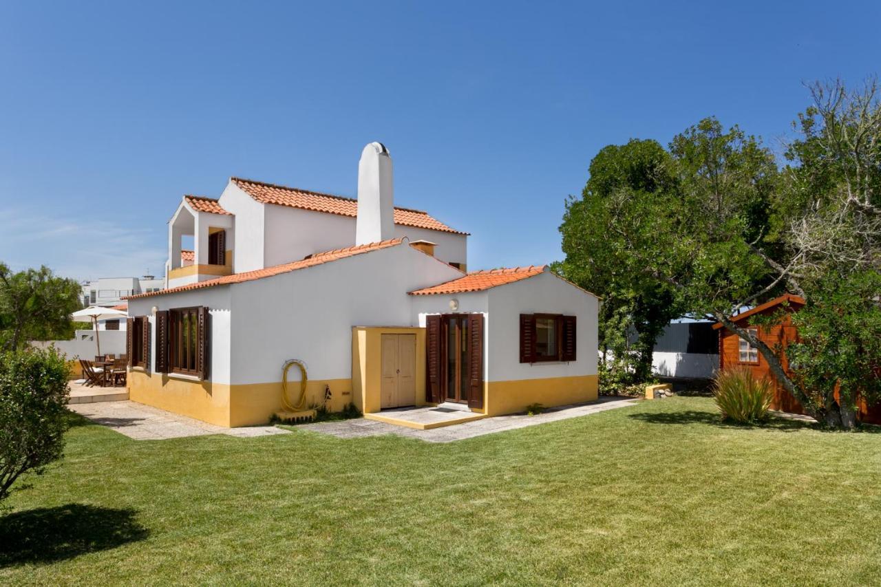 Joivy 3-Br Cottage With Terrace And Garden In Colares Sintra Exterior foto