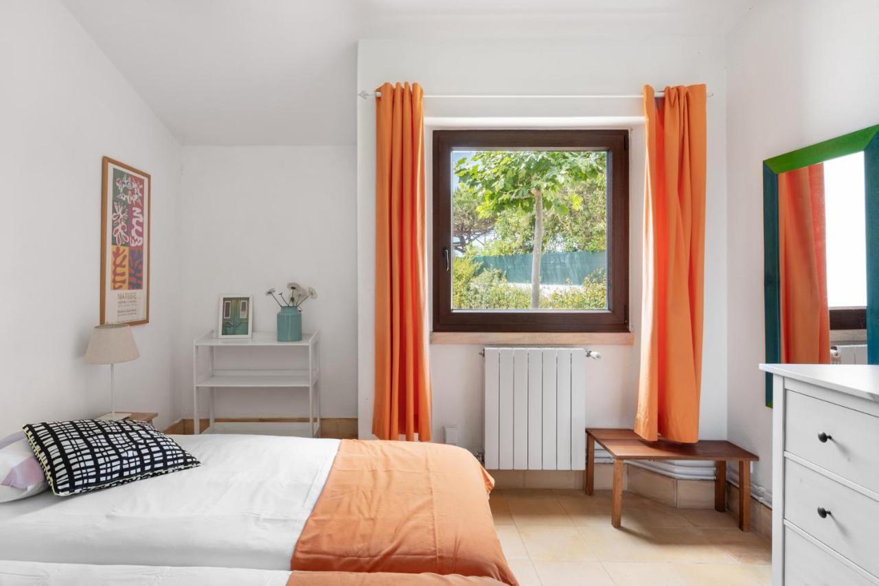 Joivy 3-Br Cottage With Terrace And Garden In Colares Sintra Exterior foto