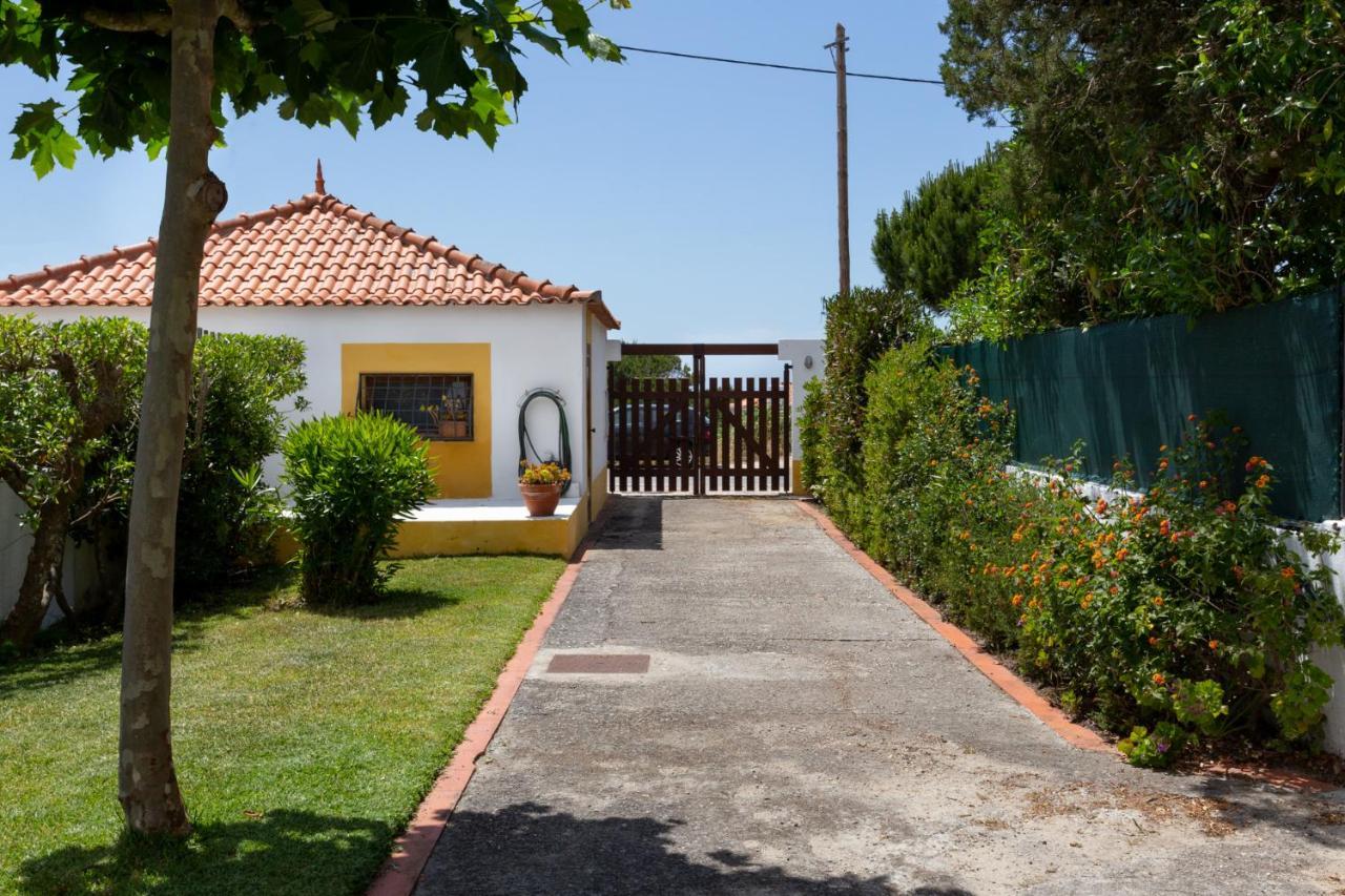 Joivy 3-Br Cottage With Terrace And Garden In Colares Sintra Exterior foto